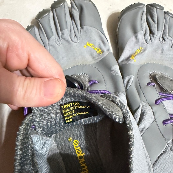 Vibram Five Fingers V-Alpha Women's Gray Purple Barefoot Shoes 37 - Picture 4 of 6